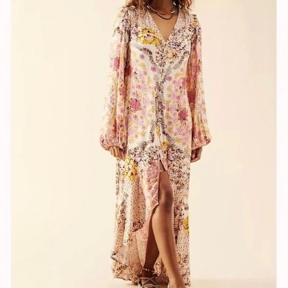 Free People
Maris Printed Midi Dress
Size XS
Retail $168 - Picture 5 of 14